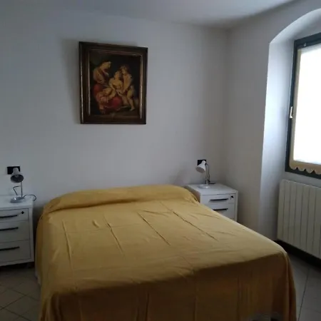 Chichibbio Casa In Centro Storico Fra Le Montagne Nel Piccolo Borgo Di Braone